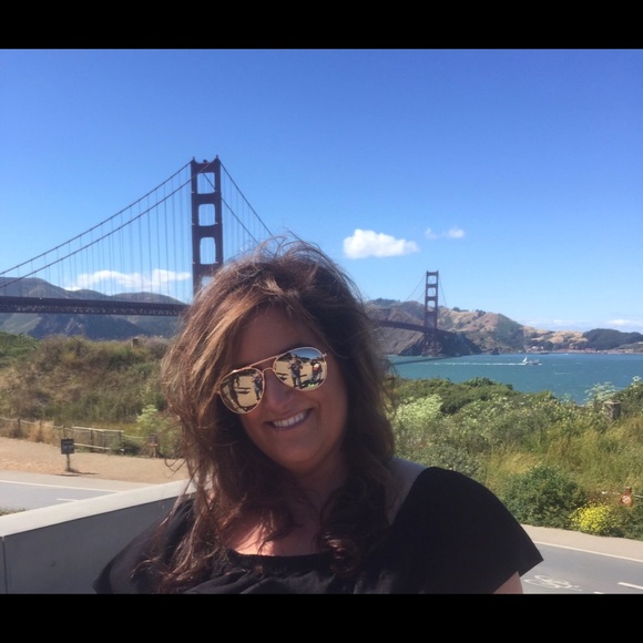 Meet your Posher, Aimee - Picture 1 of 1